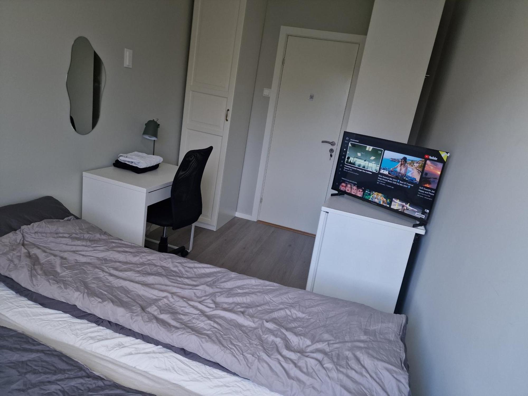 Privat Room In Shared 3 Rooms Apartment Manglerud 오슬로 외부 사진